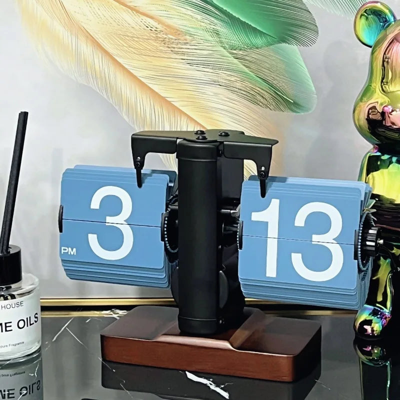 Retro Flip Table Clock