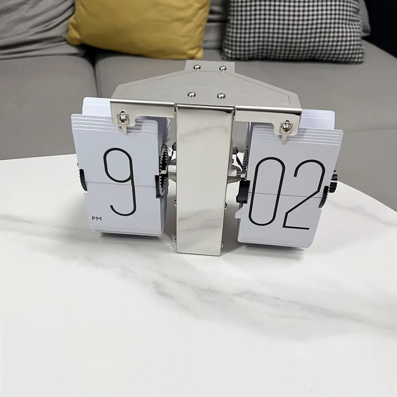 Retro Flip Table Clock